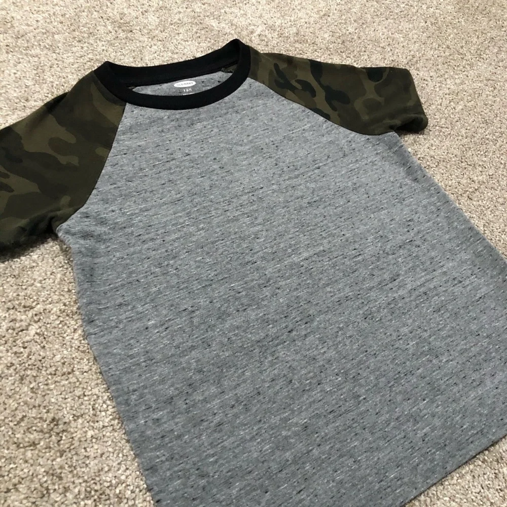 Old Navy Boys Camo & Grey Color Block Short Sleeve Tee